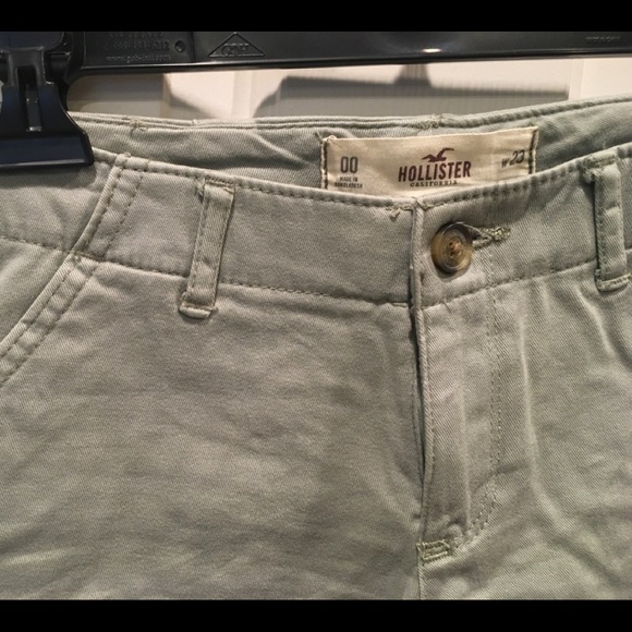 Shorts - Picture 2 of 6